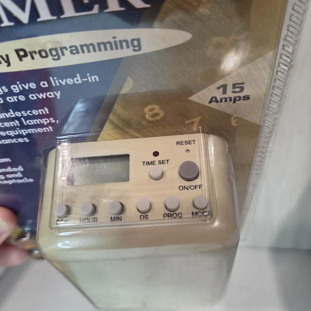 Intermatic Digital Timer Indoor Heavy Duty 7-Day Programming 15 Amps DTI7C NIB